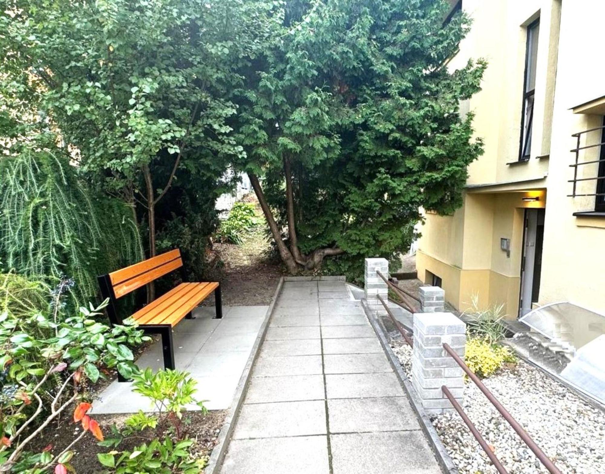 Hillside Studios Prag Exteriör bild